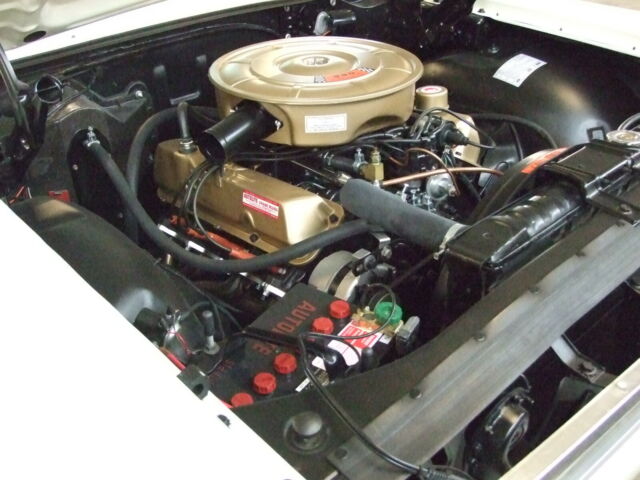 Ford Custom 390 1965 image number 1