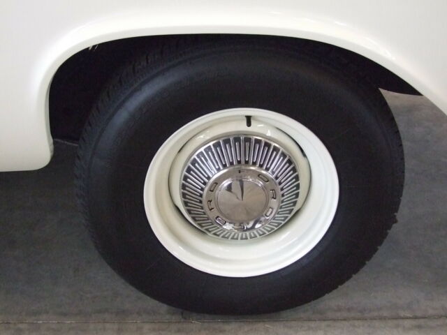 Ford Custom 390 1965 image number 23