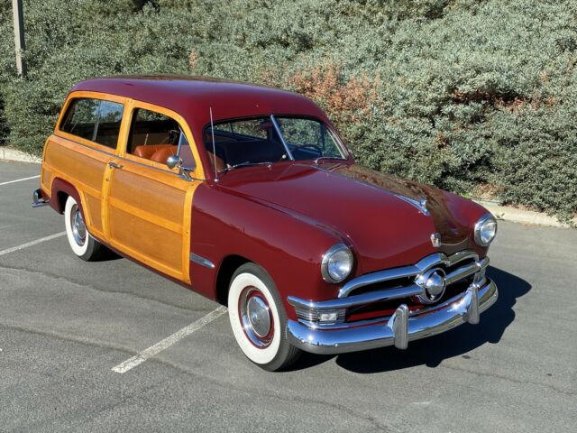 Ford Custom Deluxe Woody 1950 image number 15