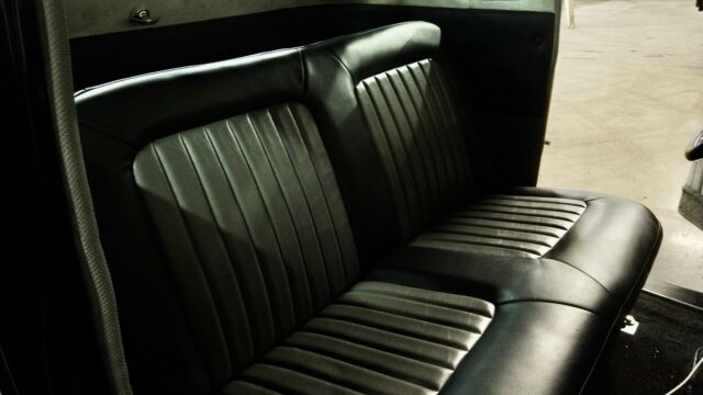 Ford 5 Window Coupe 1936 image number 12