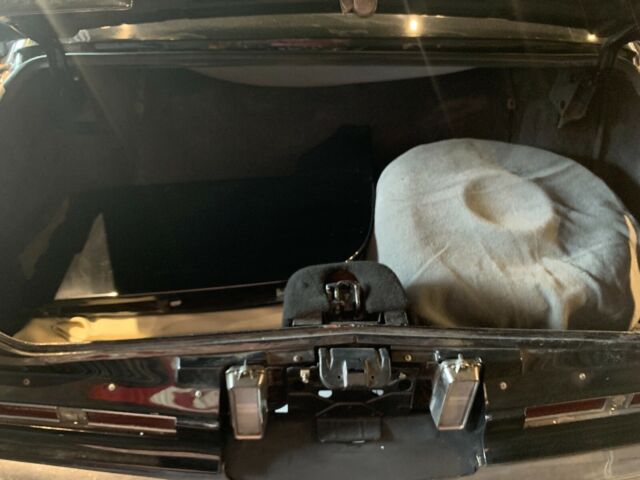 Cadillac Eldorado 1975 image number 11