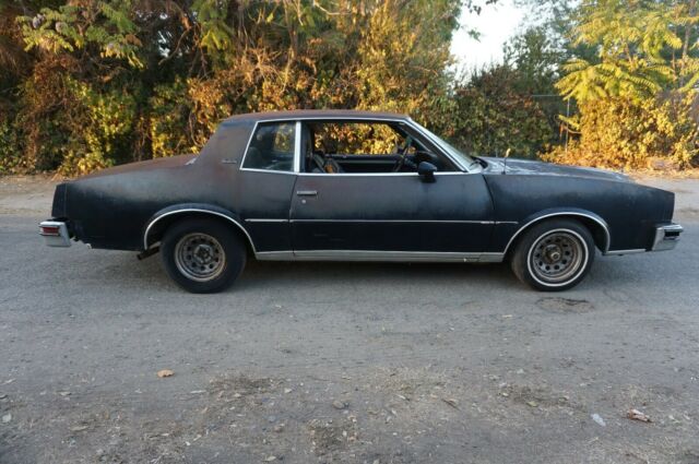 Pontiac Grand Prix 1978 image number 11