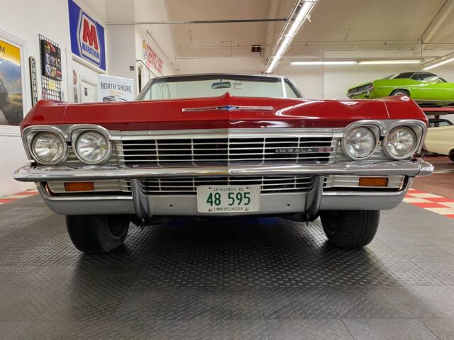 Chevrolet Impala 1965 image number 36