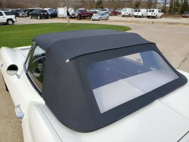 Chevrolet Corvette 1963 image number 33