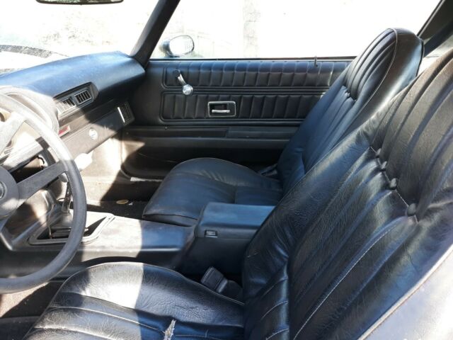 Chevrolet Camaro 1977 image number 21