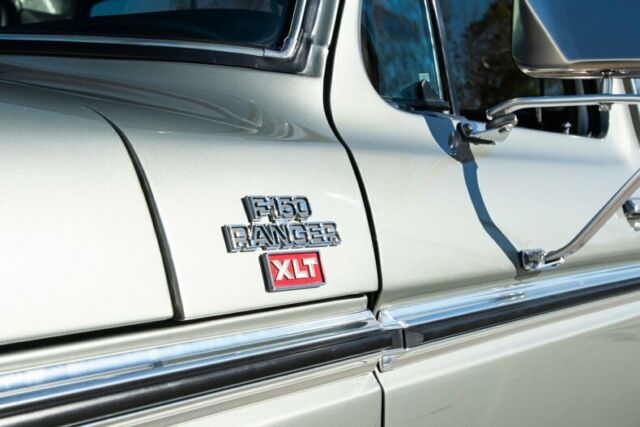 Ford F-150 1979 image number 19