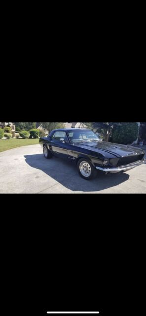 Ford Mustang 1967 image number 31