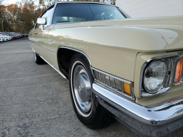 Cadillac DeVille 1972 image number 1
