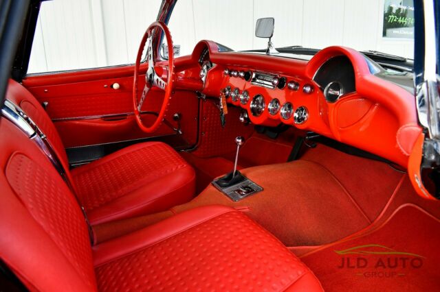 Chevrolet Corvette 1957 image number 19