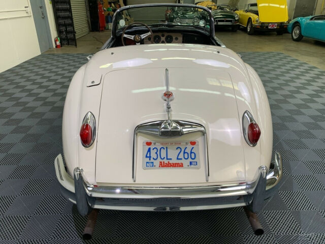 Jaguar XK 1958 image number 23