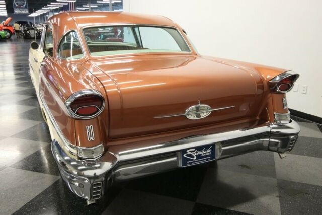 Oldsmobile Eighty-Eight 1957 image number 10
