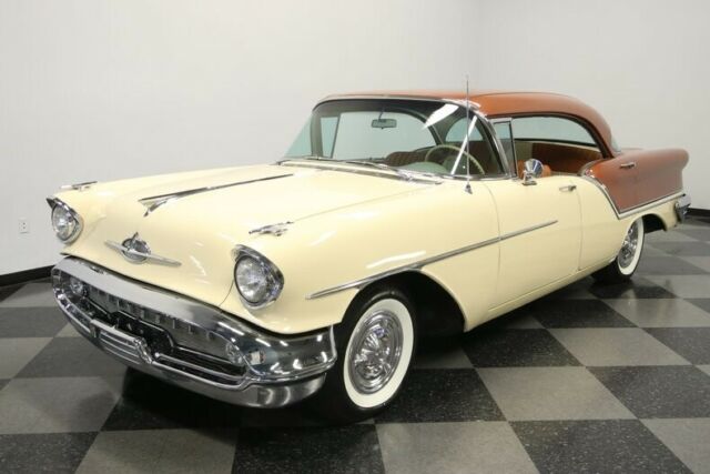 Oldsmobile Eighty-Eight 1957 image number 21