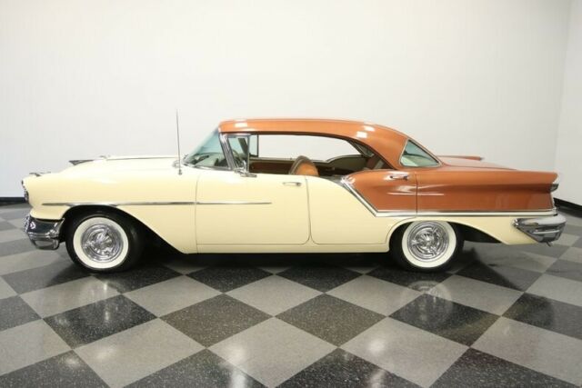 Oldsmobile Eighty-Eight 1957 image number 26