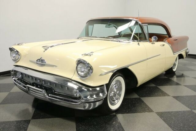 Oldsmobile Eighty-Eight 1957 image number 29
