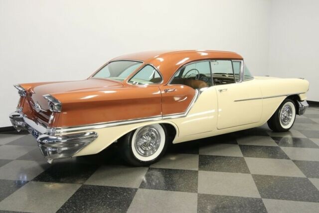 Oldsmobile Eighty-Eight 1957 image number 38