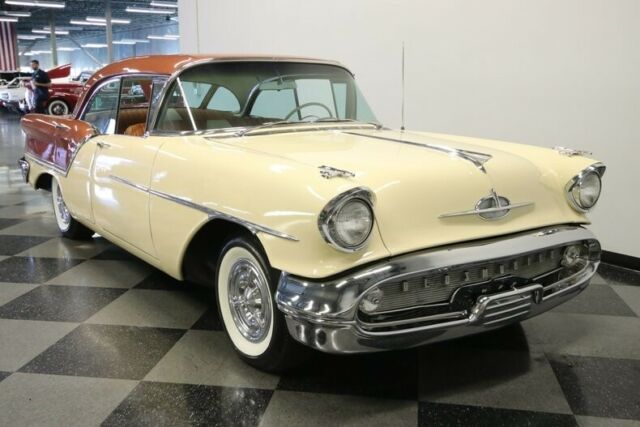 Oldsmobile Eighty-Eight 1957 image number 41