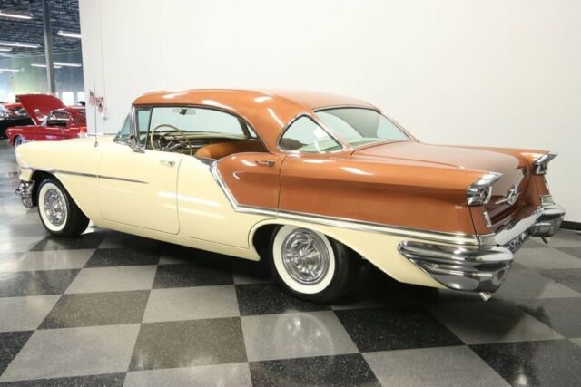 Oldsmobile Eighty-Eight 1957 image number 8