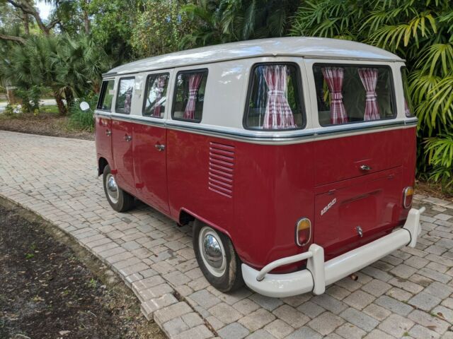 Volkswagen Bus/Vanagon 1970 image number 33