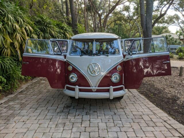Volkswagen Bus/Vanagon 1970 image number 35