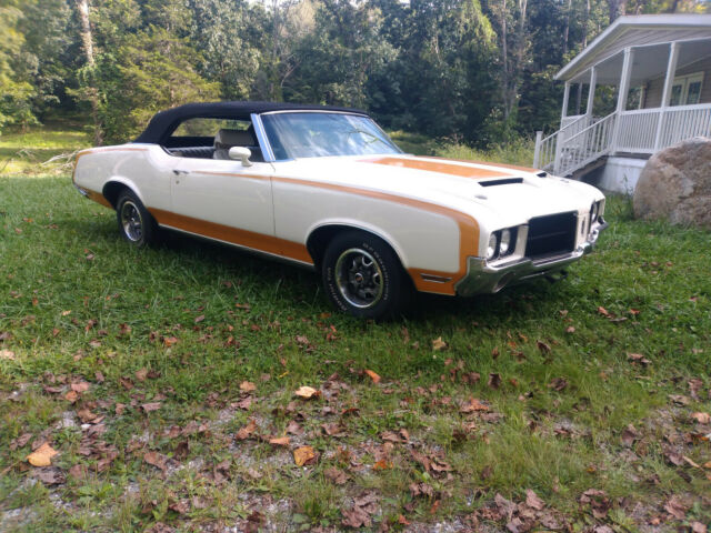 Oldsmobile Cutlass 1972 image number 12