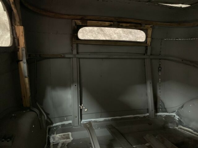 Ford Model B 1932 image number 13