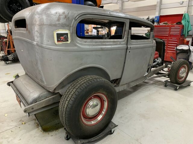 Ford Model B 1932 image number 21