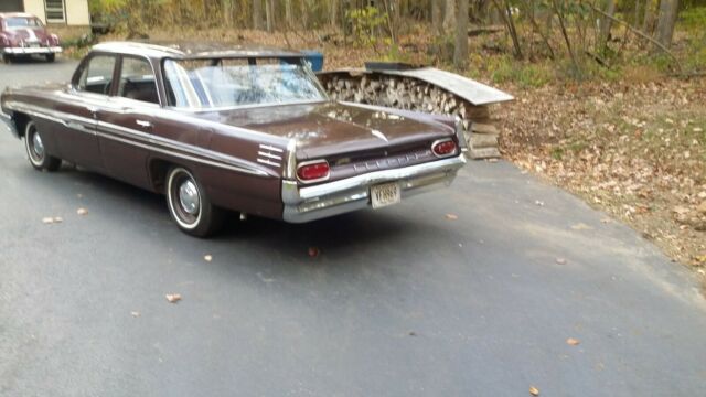 Pontiac Bonneville 1961 image number 17
