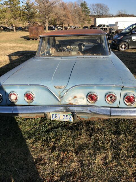 Chevrolet Impala 1961 image number 33