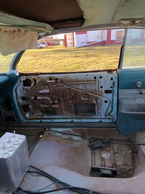 Chevrolet Impala 1961 image number 47