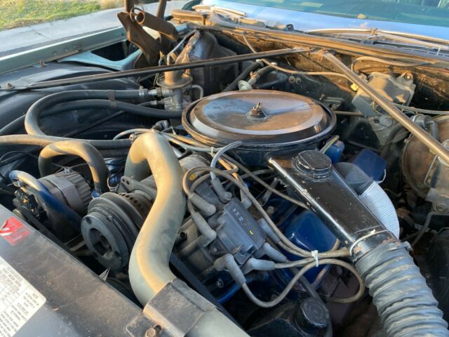Cadillac DeVille 1976 image number 25