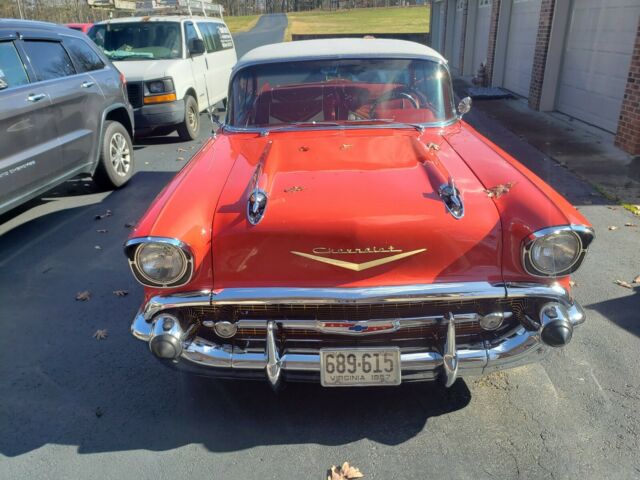 Chevrolet Bel Air/150/210 1957 image number 10