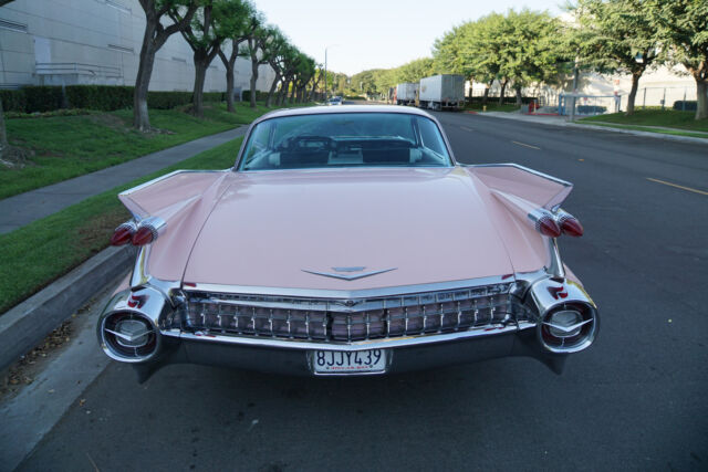 Cadillac Coupe de Ville 2 Door Hardtop 1959 image number 33