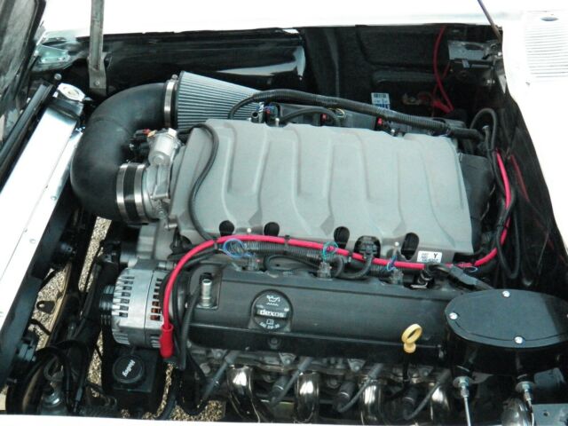 Chevrolet Corvette 1963 image number 39