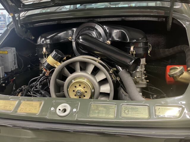 Porsche 911 1970 image number 25