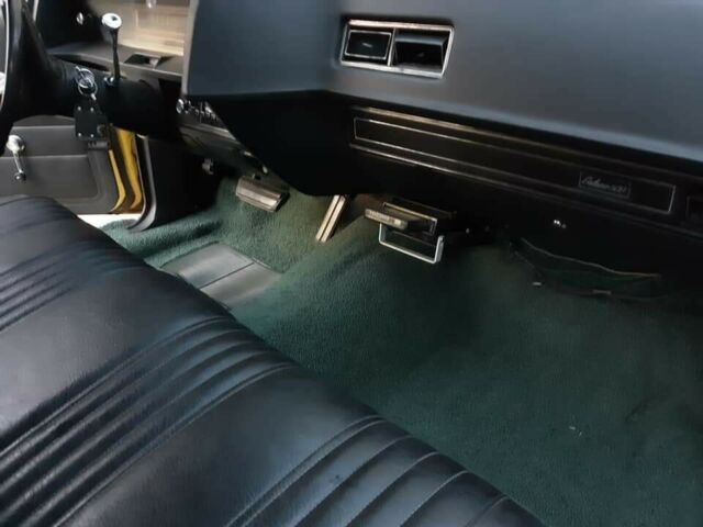 Ford Galaxie 500 1971 image number 12