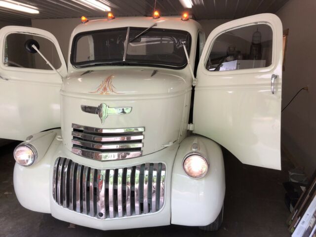 Chevrolet Pickup 1941 image number 2