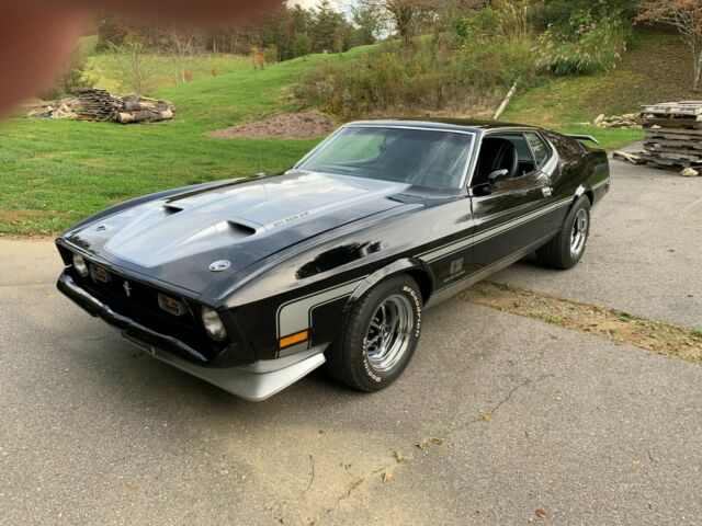 Ford Mustang 1972 image number 0