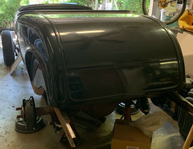 Ford Roadster 1932 image number 3