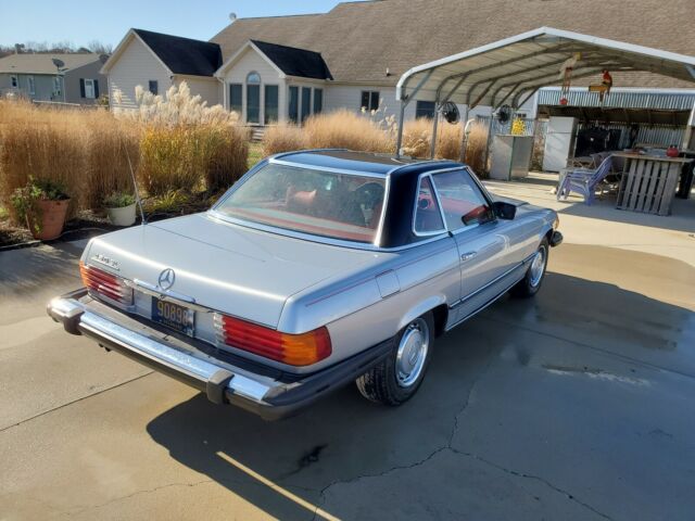 Mercedes-Benz 450SL 1976 image number 3