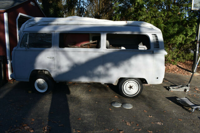 Volkswagen Bus/Vanagon 1978 image number 19