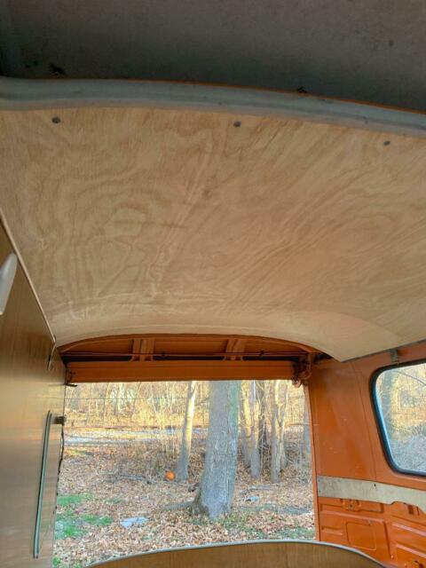 Volkswagen Bus/Vanagon 1972 image number 23