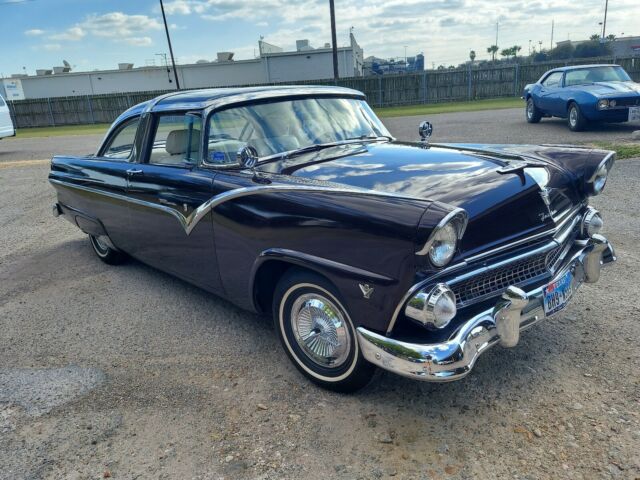 Ford Crown Victoria 1955 image number 44
