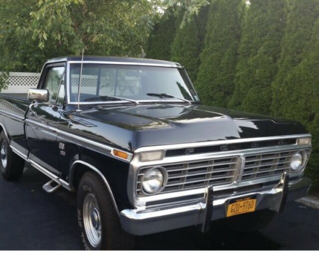 Ford F250 1973 image number 0