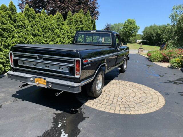 Ford F250 1973 image number 15