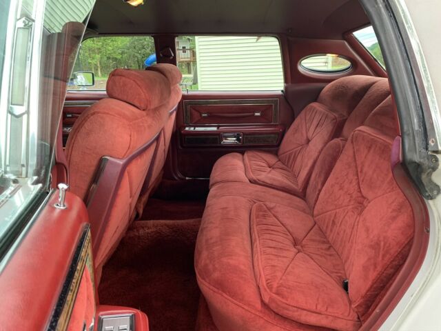 Lincoln Continental 1976 image number 21