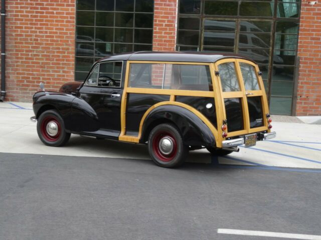 Morris Minor 1960 image number 1