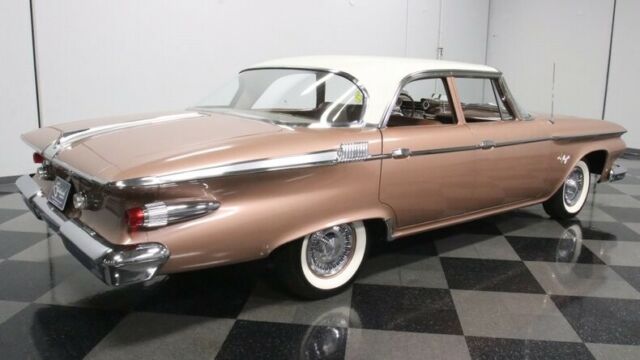 Plymouth Fury 1961 image number 14