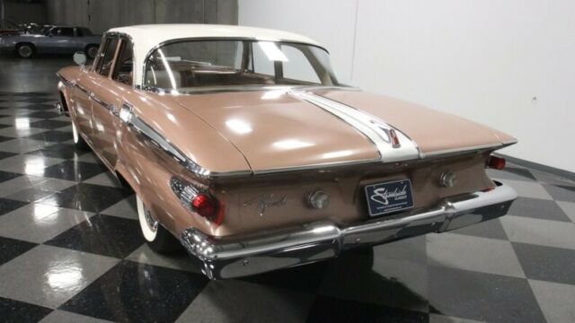 Plymouth Fury 1961 image number 34