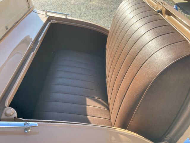 Ford Model A 1928 image number 16