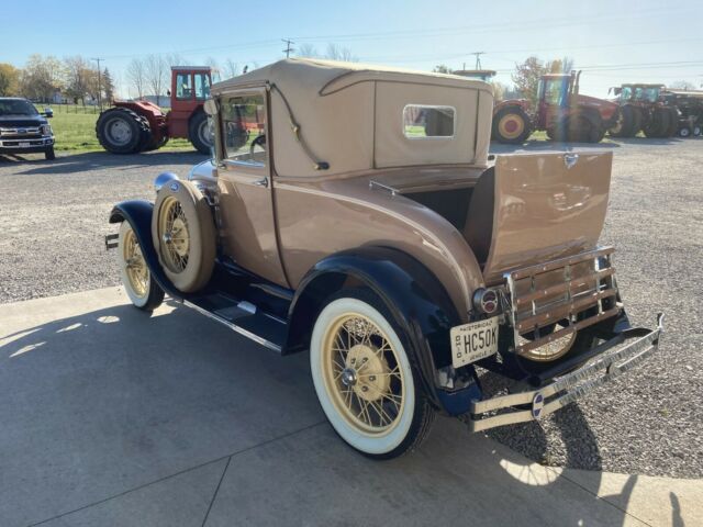 Ford Model A 1928 image number 2